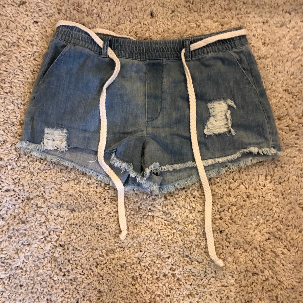 Aerie Denim Stretchy Shorts w/ Tie Belt